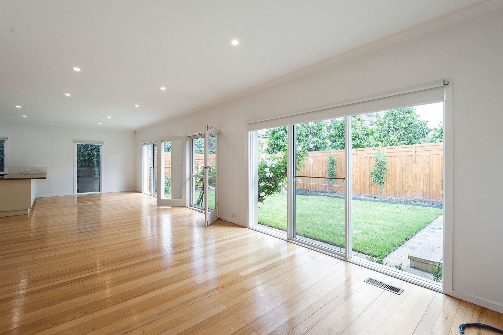 Gallery: 33 Middleton Street
