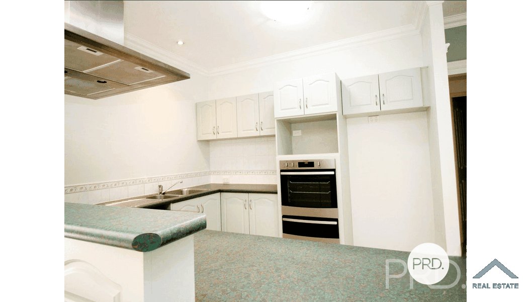 33 Middleton Way NICKOL 7