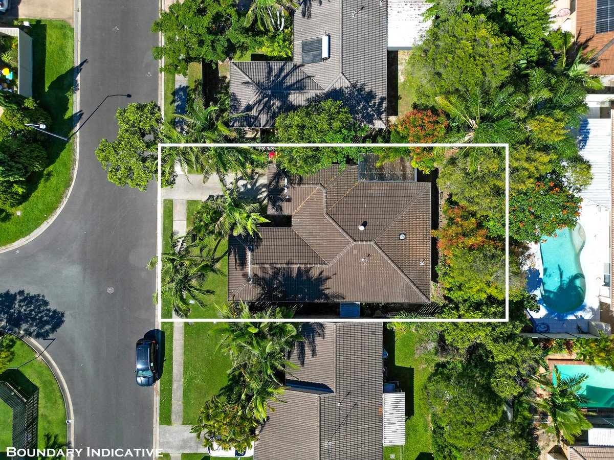 33 Montezuma Drive BURLEIGH WATERS 14