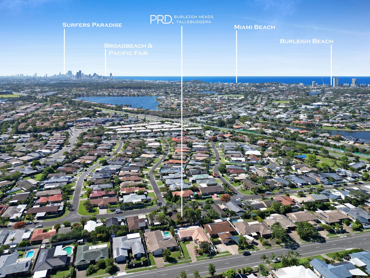 33 Montezuma Drive BURLEIGH WATERS 16