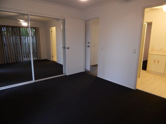 33 Montezuma Drive BURLEIGH WATERS 3