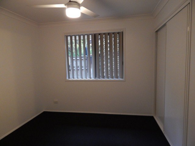 33 Montezuma Drive BURLEIGH WATERS 5