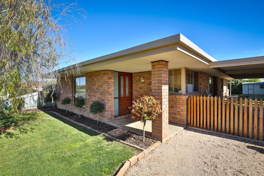 33 Nardoo Street RED CLIFFS 1