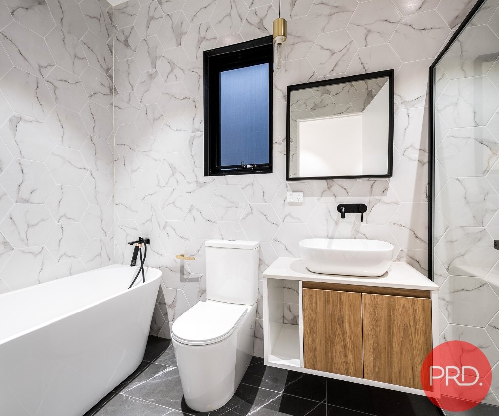 33 Newland Avenue MILPERRA 5