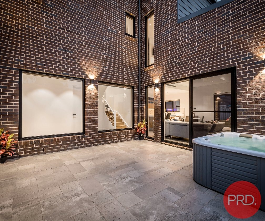 33 Newland Avenue MILPERRA 6