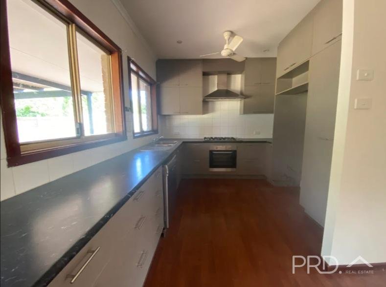 33 Nightingall Drive CABLE BEACH 5