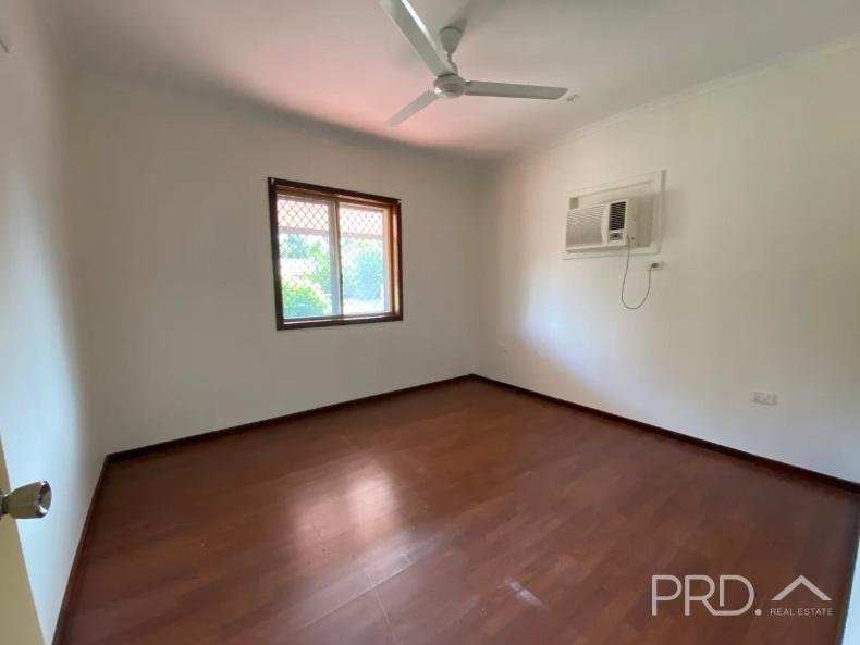 33 Nightingall Drive CABLE BEACH 7