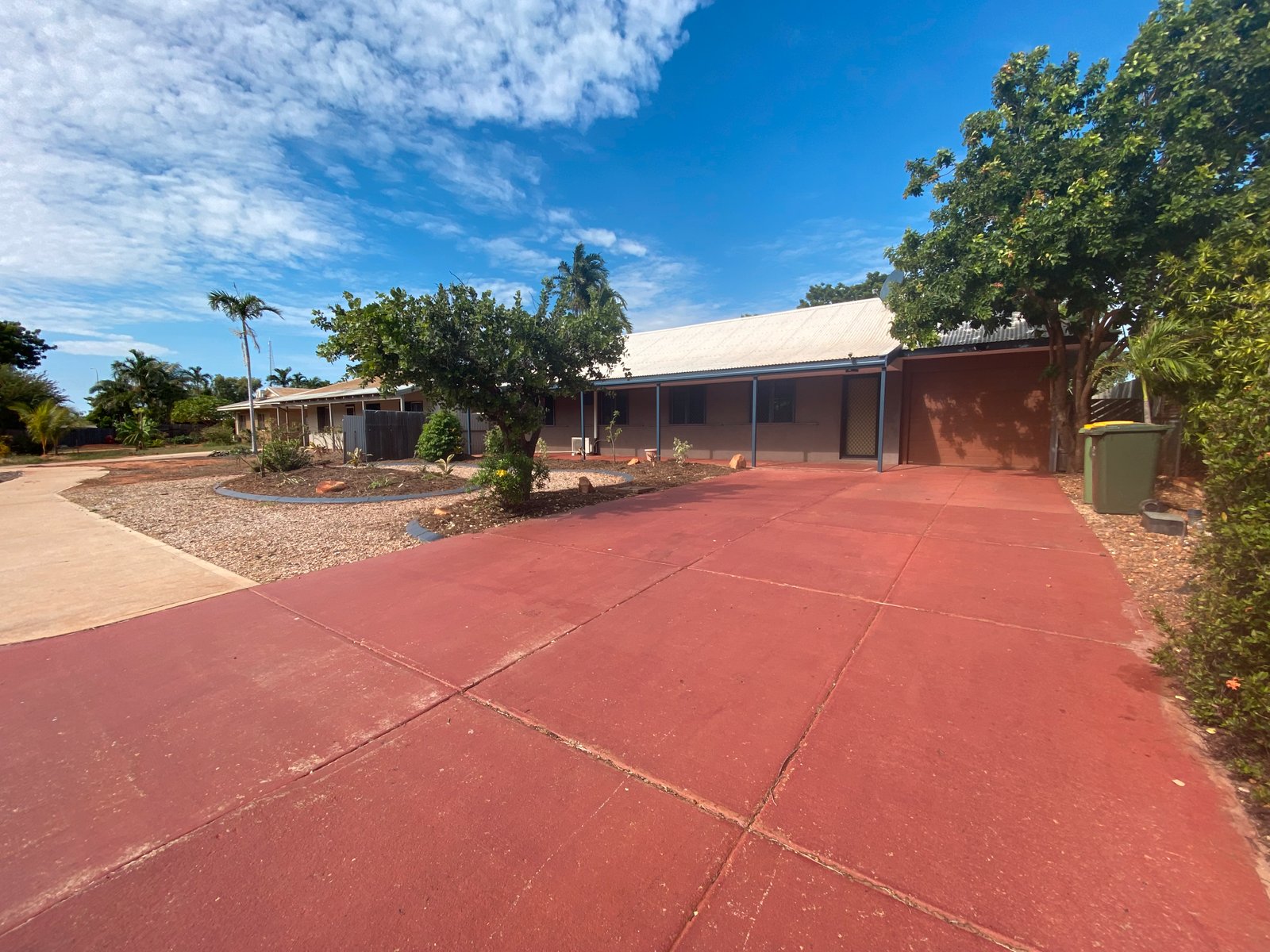 33 Nightingall Drive CABLE BEACH 1