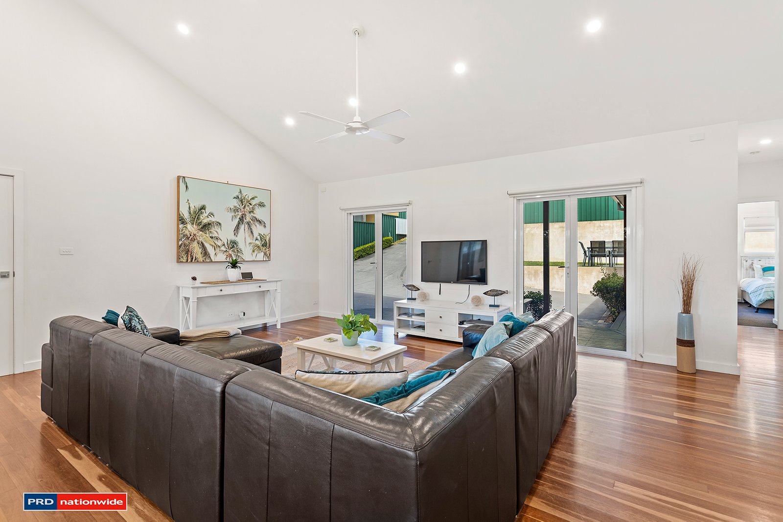 33 Ocean Beach Road SHOAL BAY 12