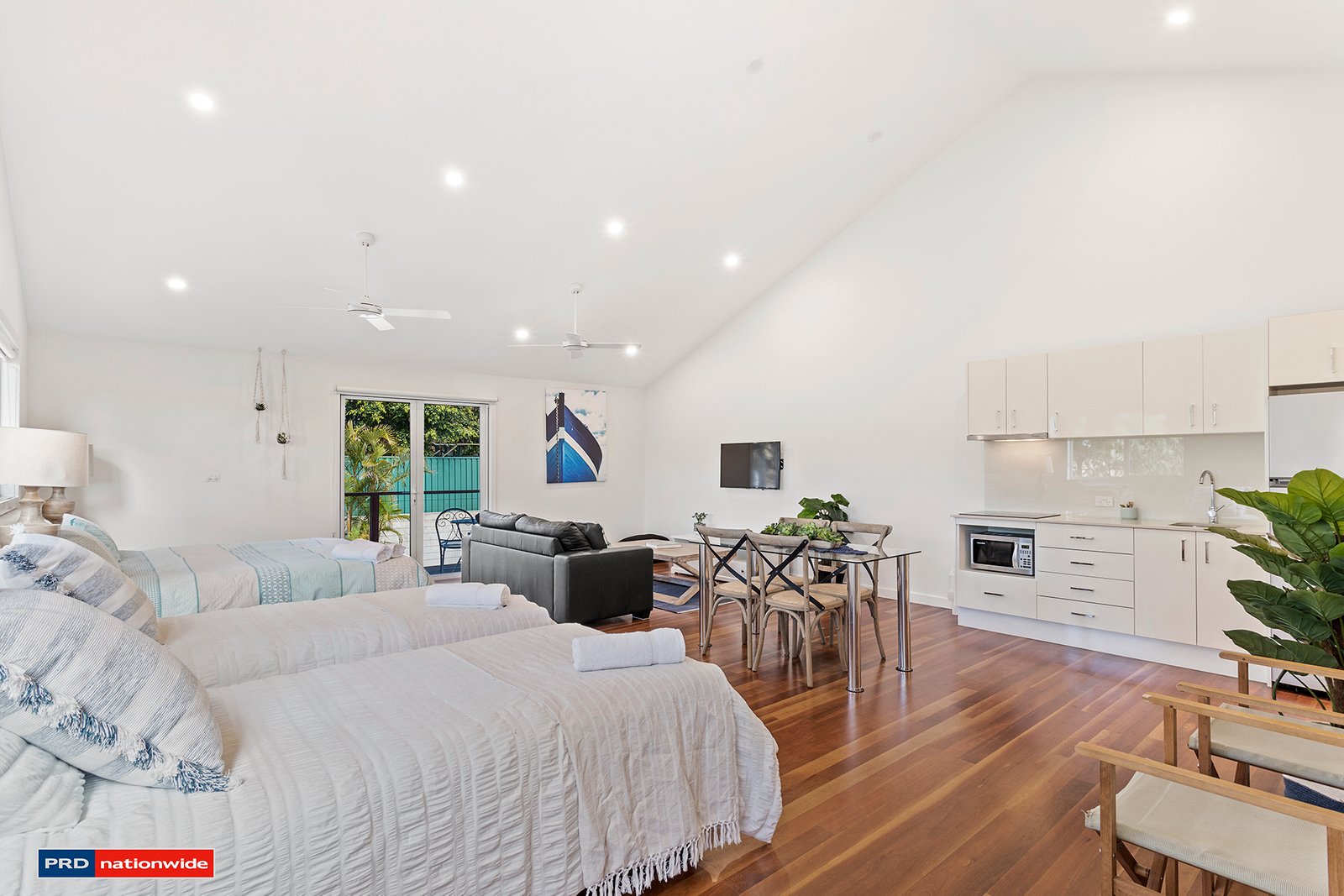 33 Ocean Beach Road SHOAL BAY 21