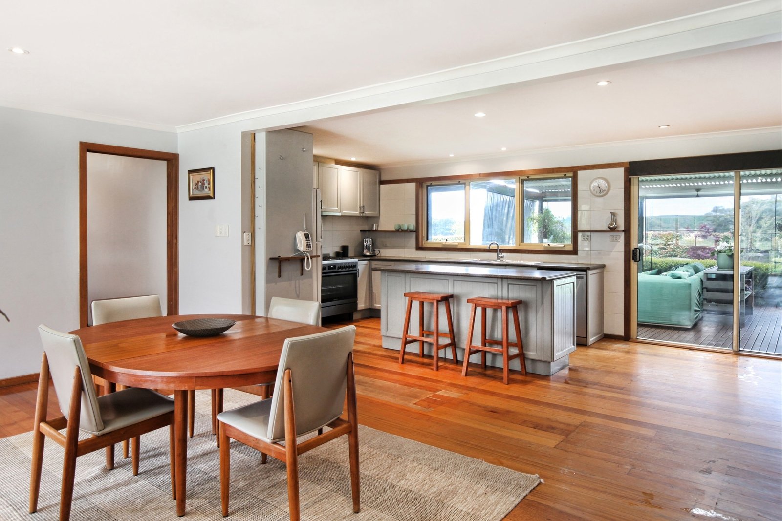 Real Estate and Property in 33 Old Calder Highway, Macedon, VIC