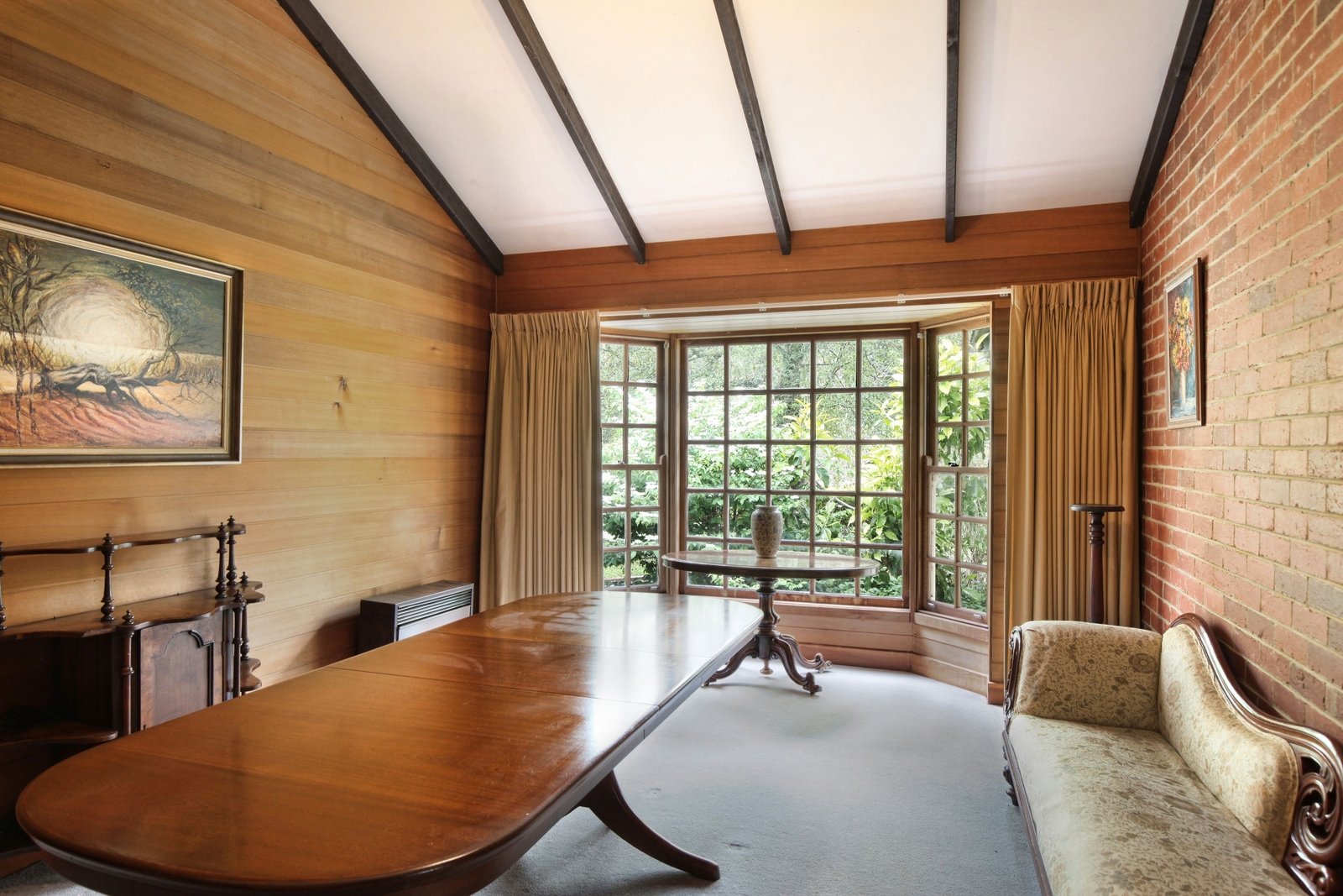 Real Estate and Property in 33 Old Calder Highway, Macedon, VIC