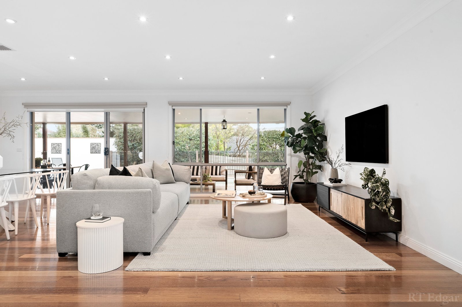 Real Estate and Property in 33 Olympus Drive, Croydon South, VIC