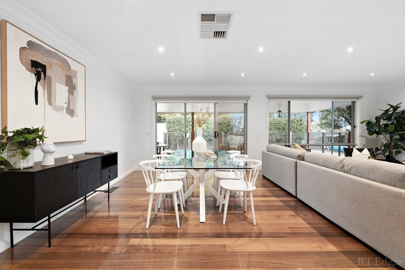 Real Estate and Property in 33 Olympus Drive, Croydon South, VIC