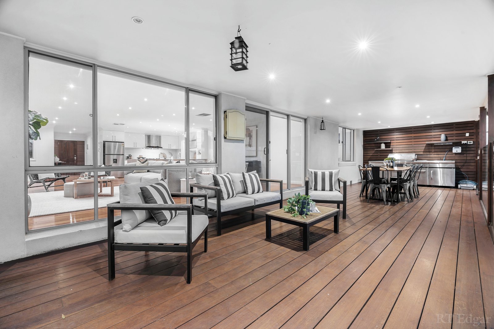 Real Estate and Property in 33 Olympus Drive, Croydon South, VIC