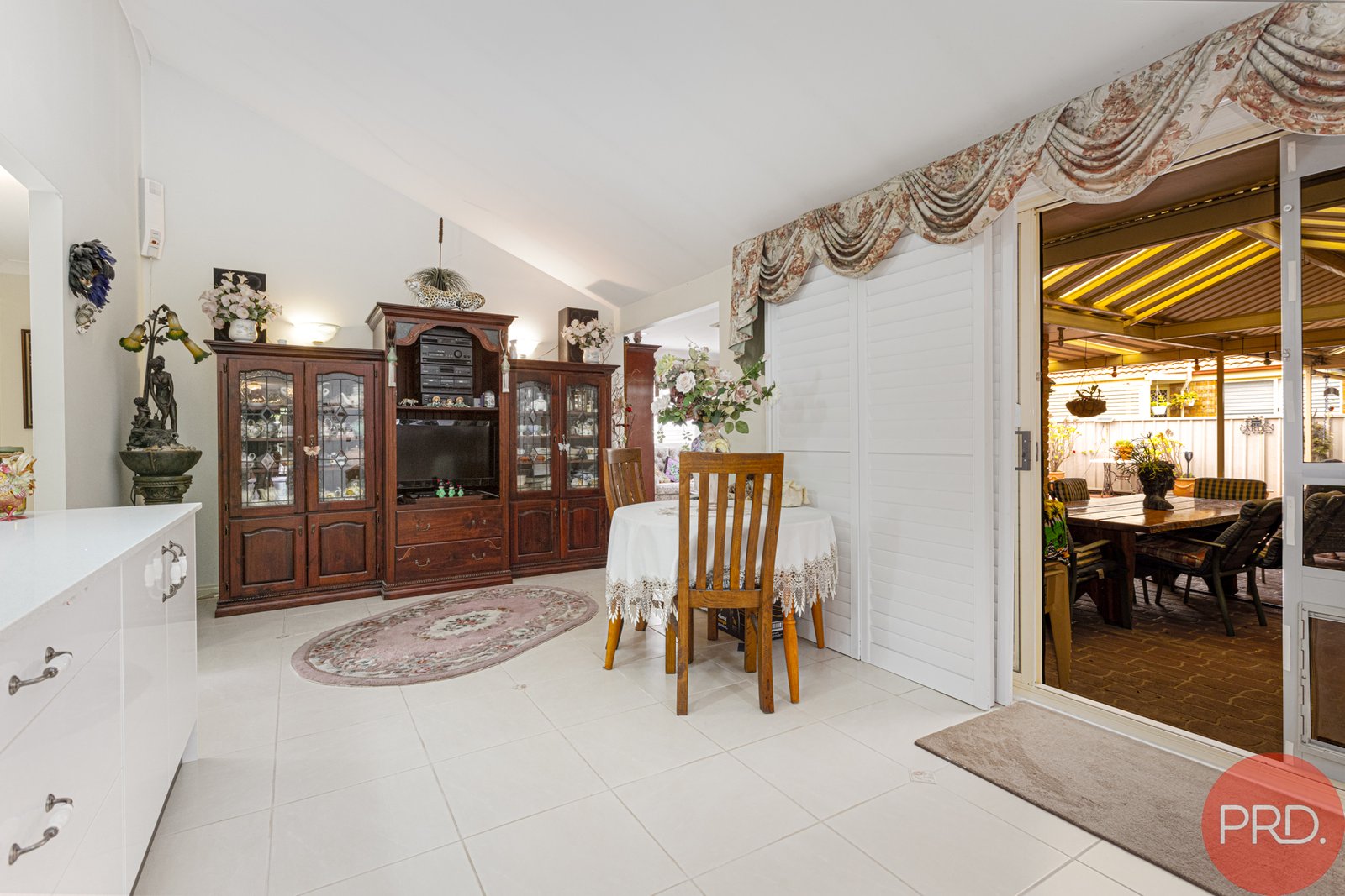 33 Pacific Crescent ASHTONFIELD 13