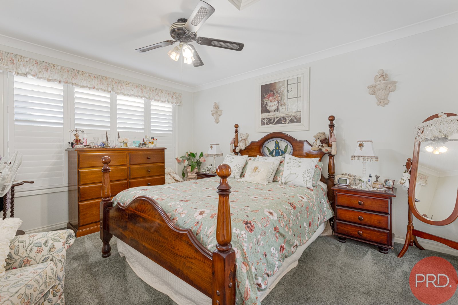 33 Pacific Crescent ASHTONFIELD 15