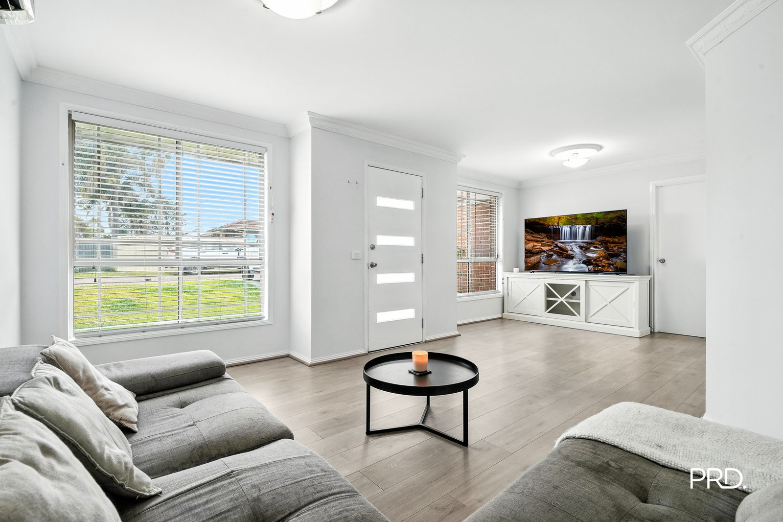 33 Pardalote Place Glenmore Park 5