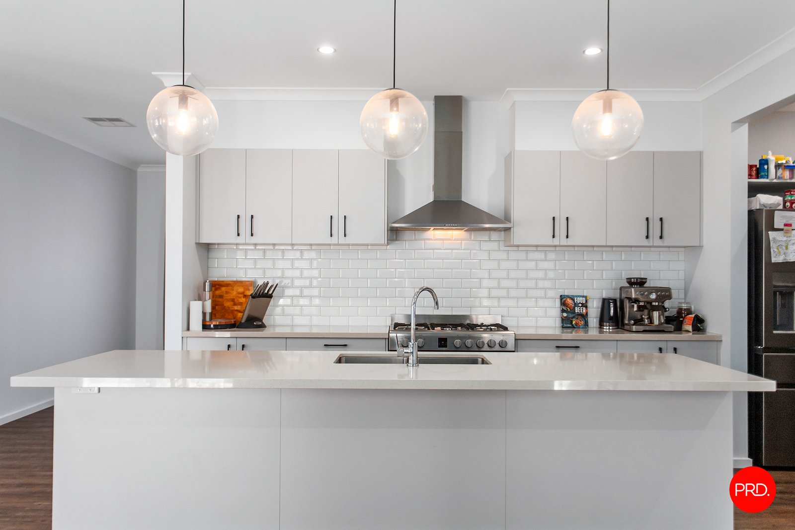33 Pembroke Drive MARONG 7