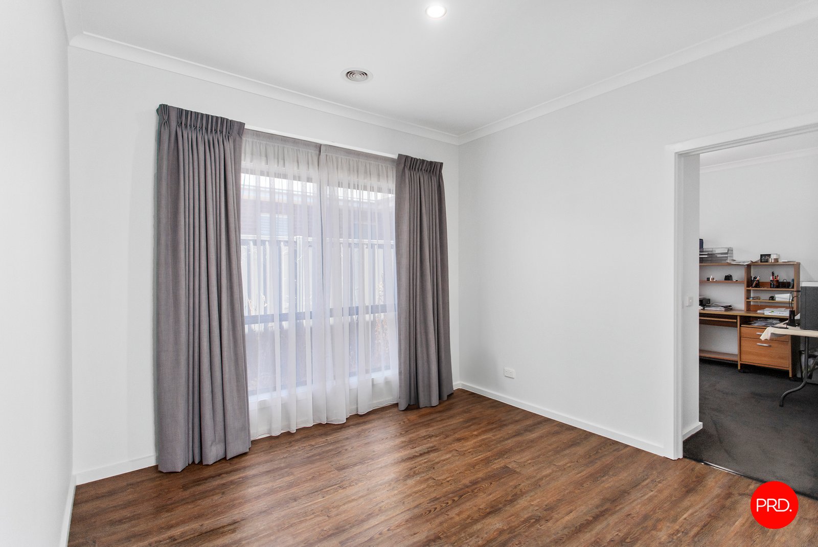 33 Pembroke Drive MARONG 10