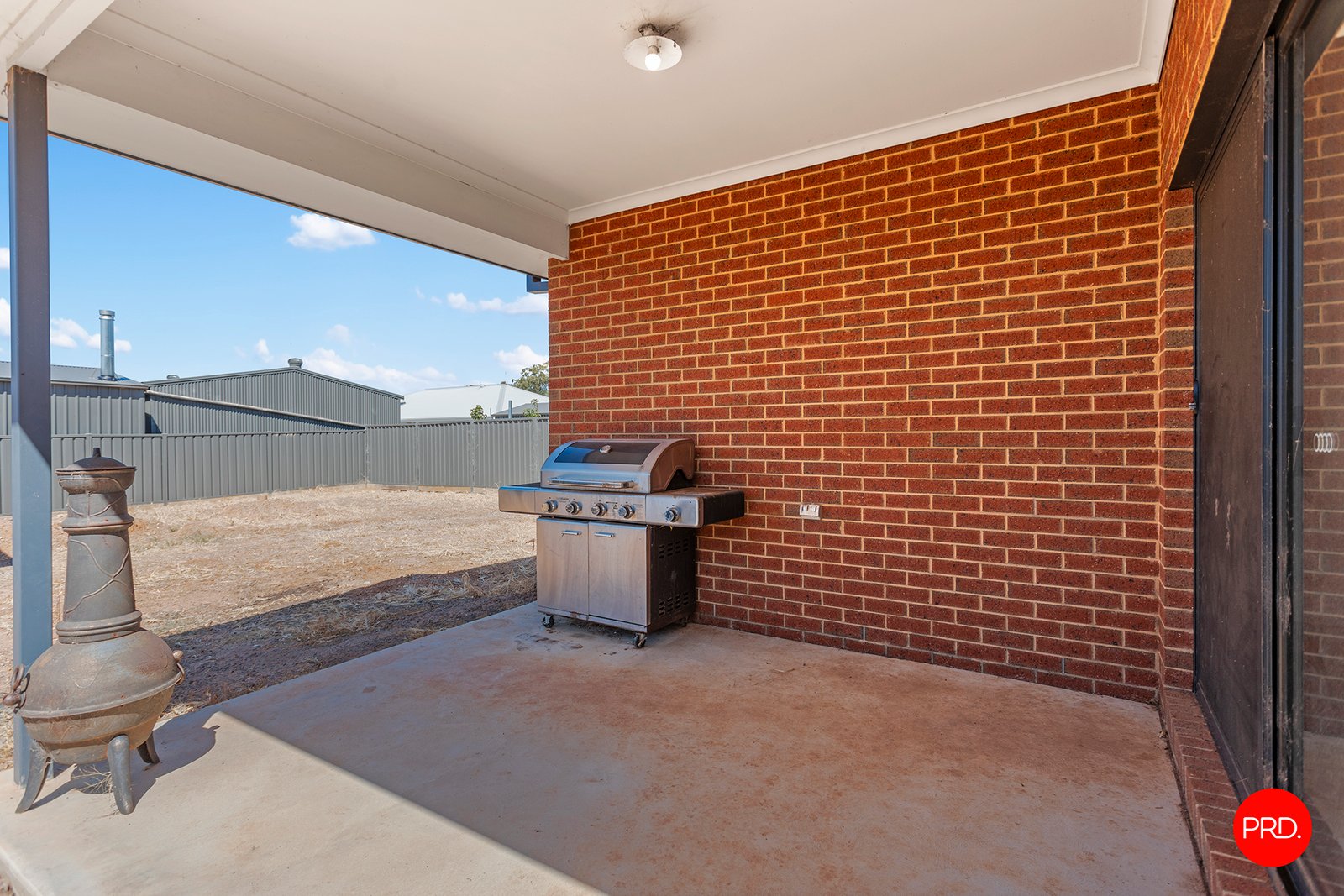 33 Pembroke Drive MARONG 17