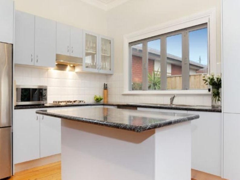 Gallery: 33 Pilgrim Street