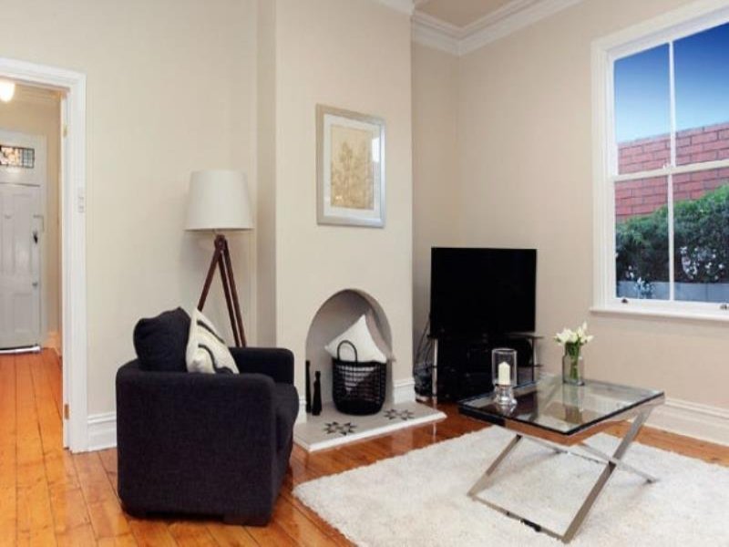 Gallery: 33 Pilgrim Street