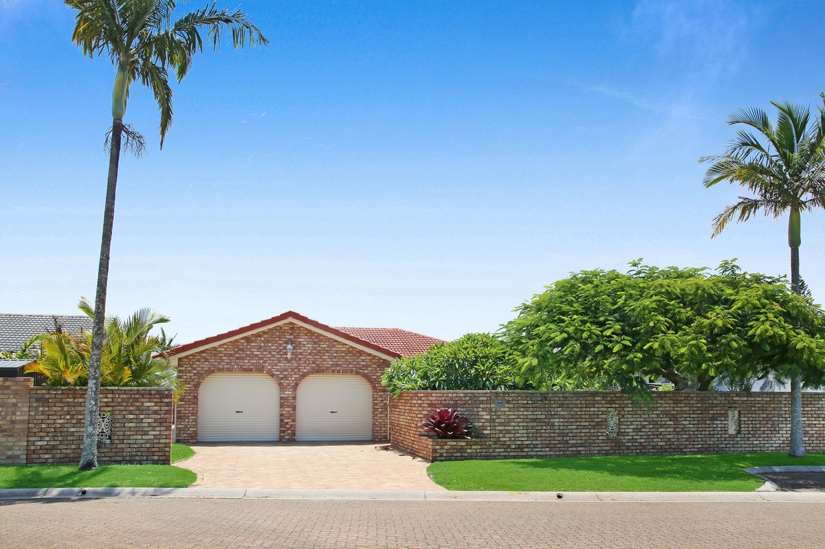 33 Pintail Crescent Burleigh Waters 1