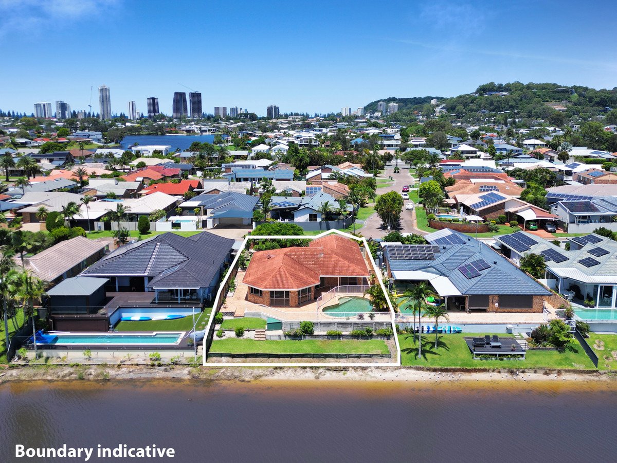 33 Pintail Crescent Burleigh Waters 2
