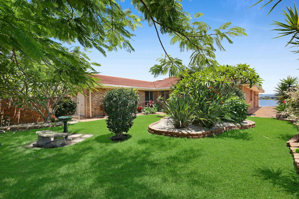 33 Pintail Crescent Burleigh Waters 4