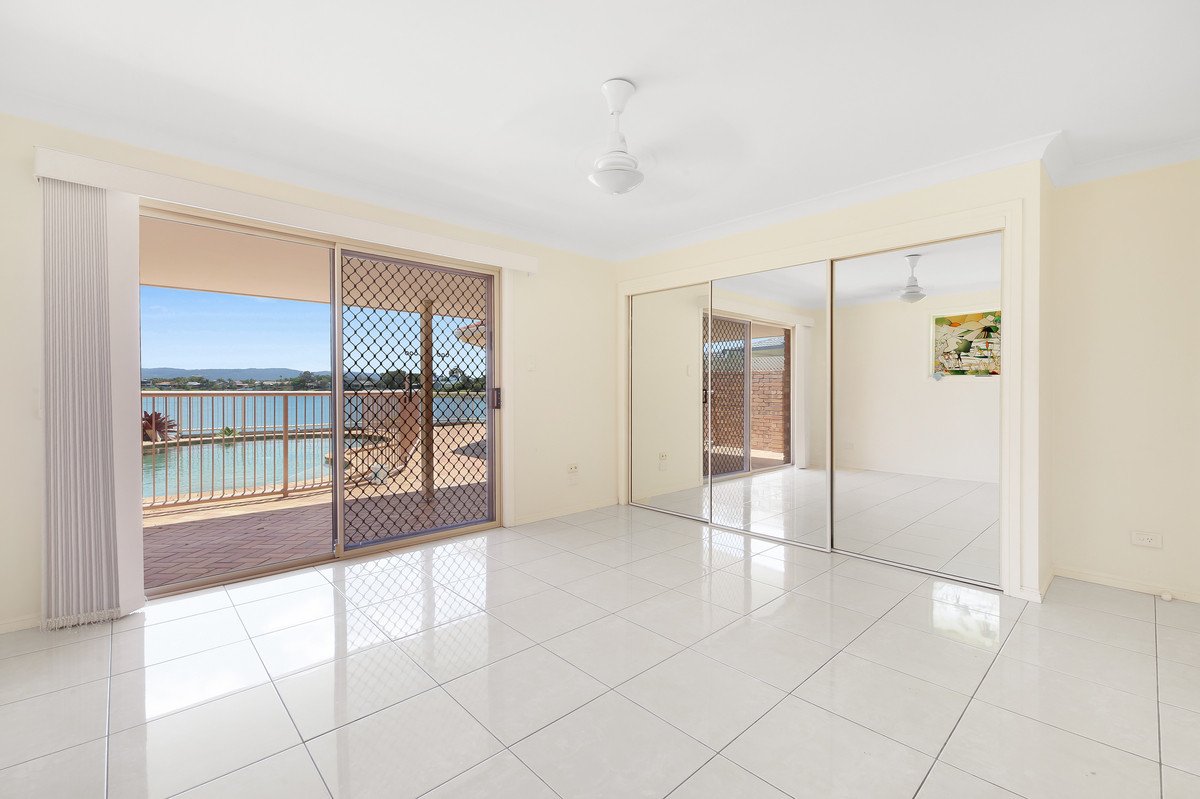 33 Pintail Crescent Burleigh Waters 10