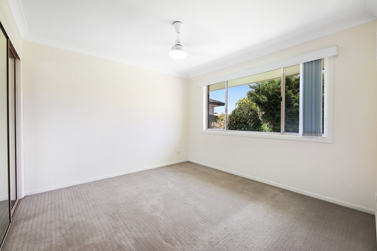 33 Pintail Crescent Burleigh Waters 15