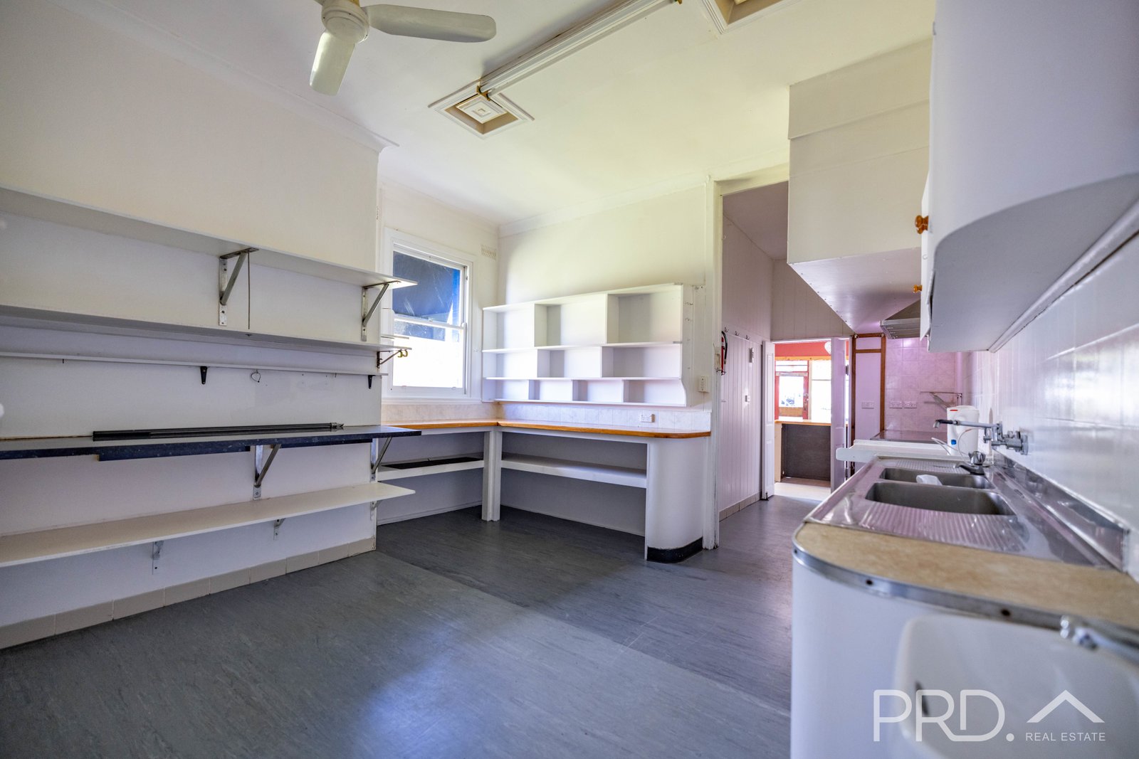 33 Pioneer Street BATLOW 11