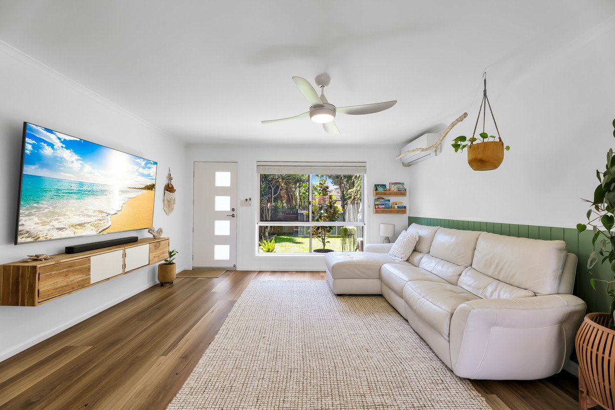 3/3 Pontoon Place Varsity Lakes 3