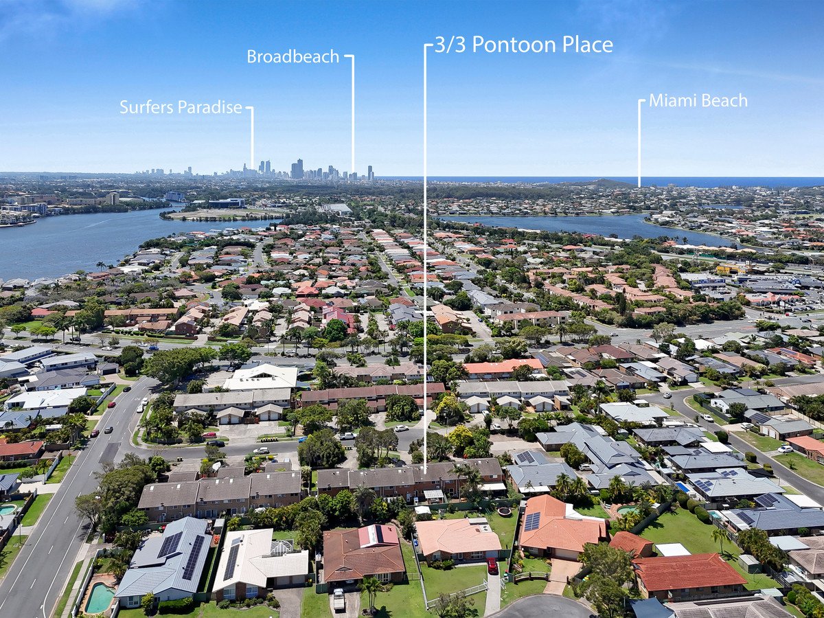 3/3 Pontoon Place Varsity Lakes 18