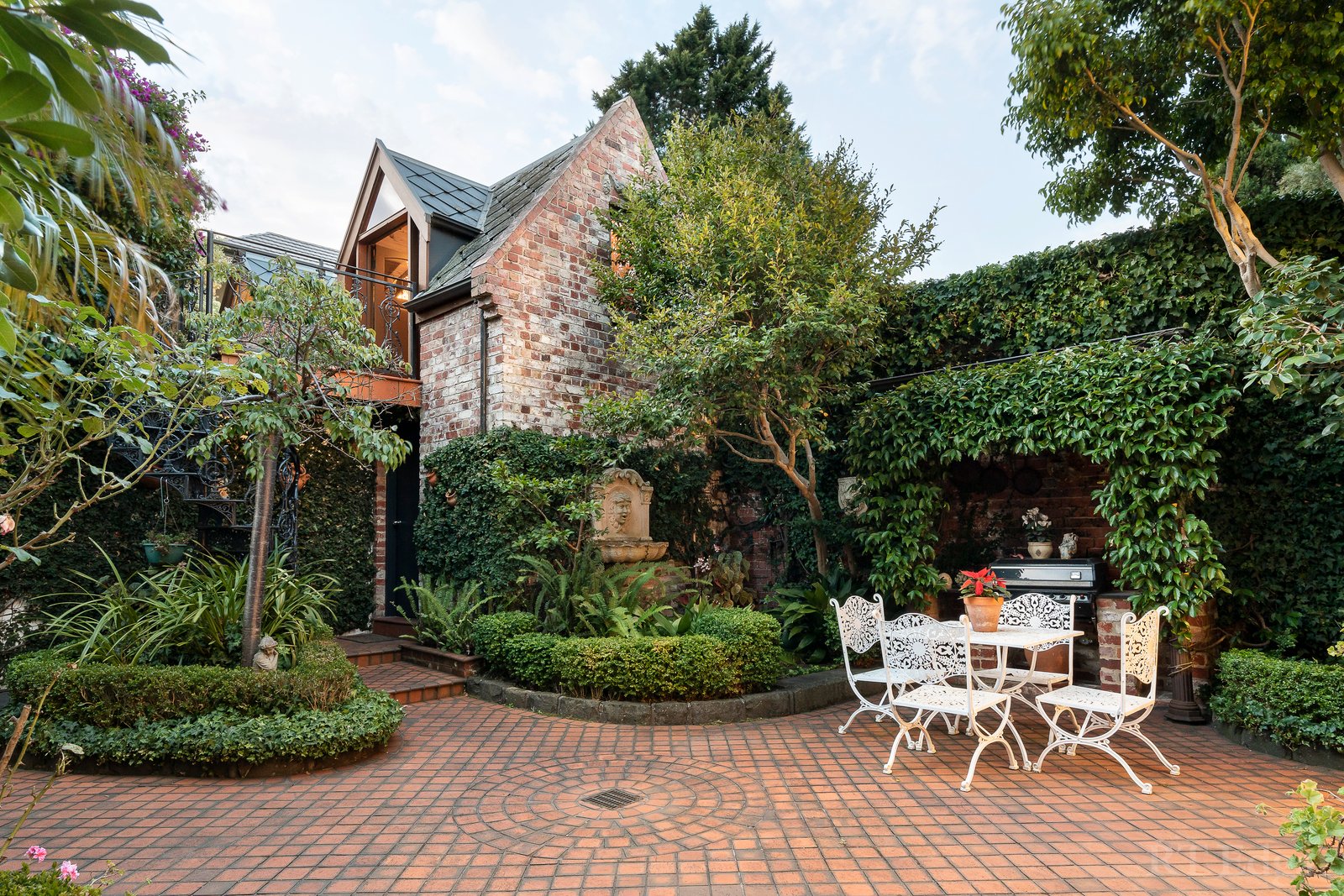 Real Estate and Property in 33 Princess Street, Kew, VIC