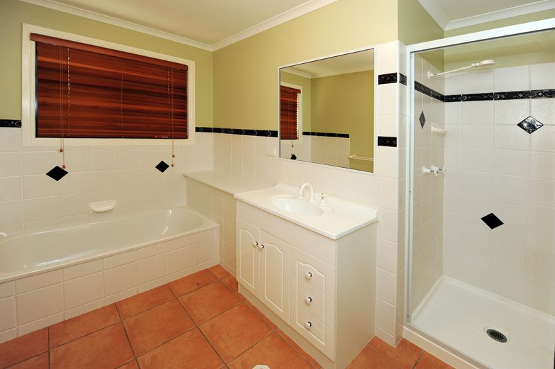 33 PRYDE Street TANNUM SANDS 4