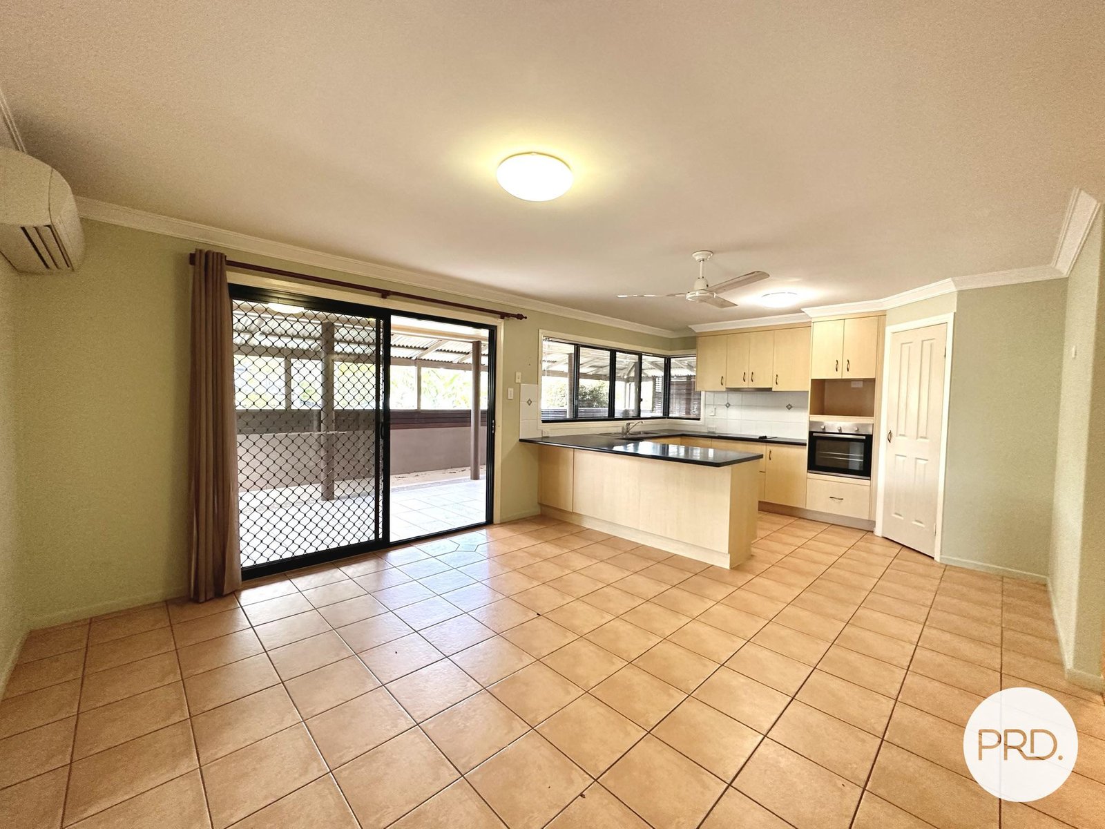 33 PRYDE Street TANNUM SANDS 6