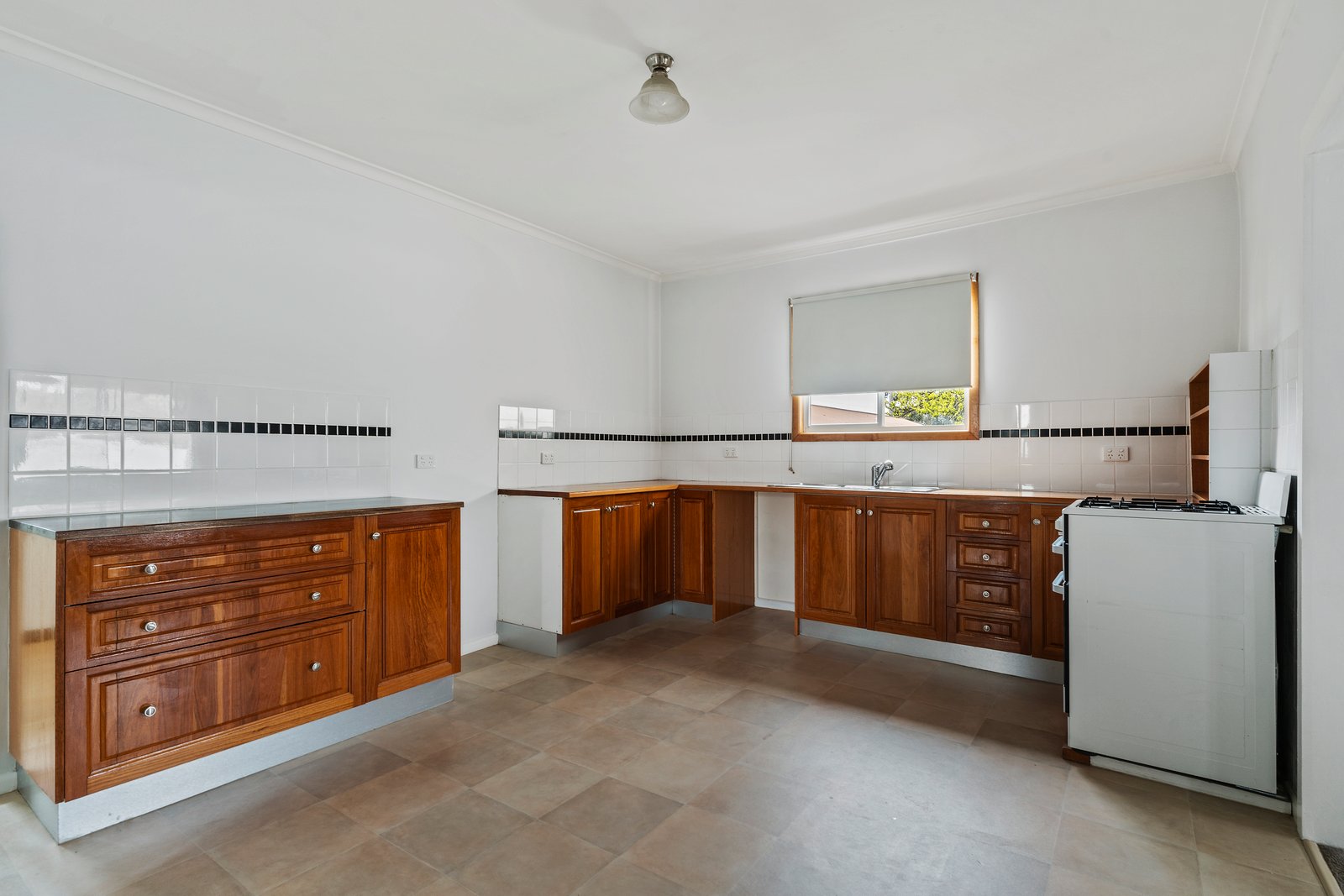 33 Railway Street KANGAROO FLAT 5