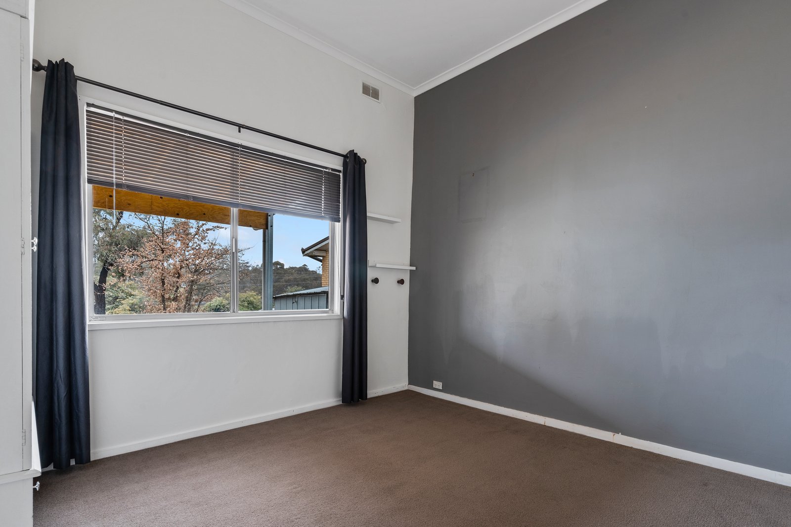 33 Railway Street KANGAROO FLAT 9