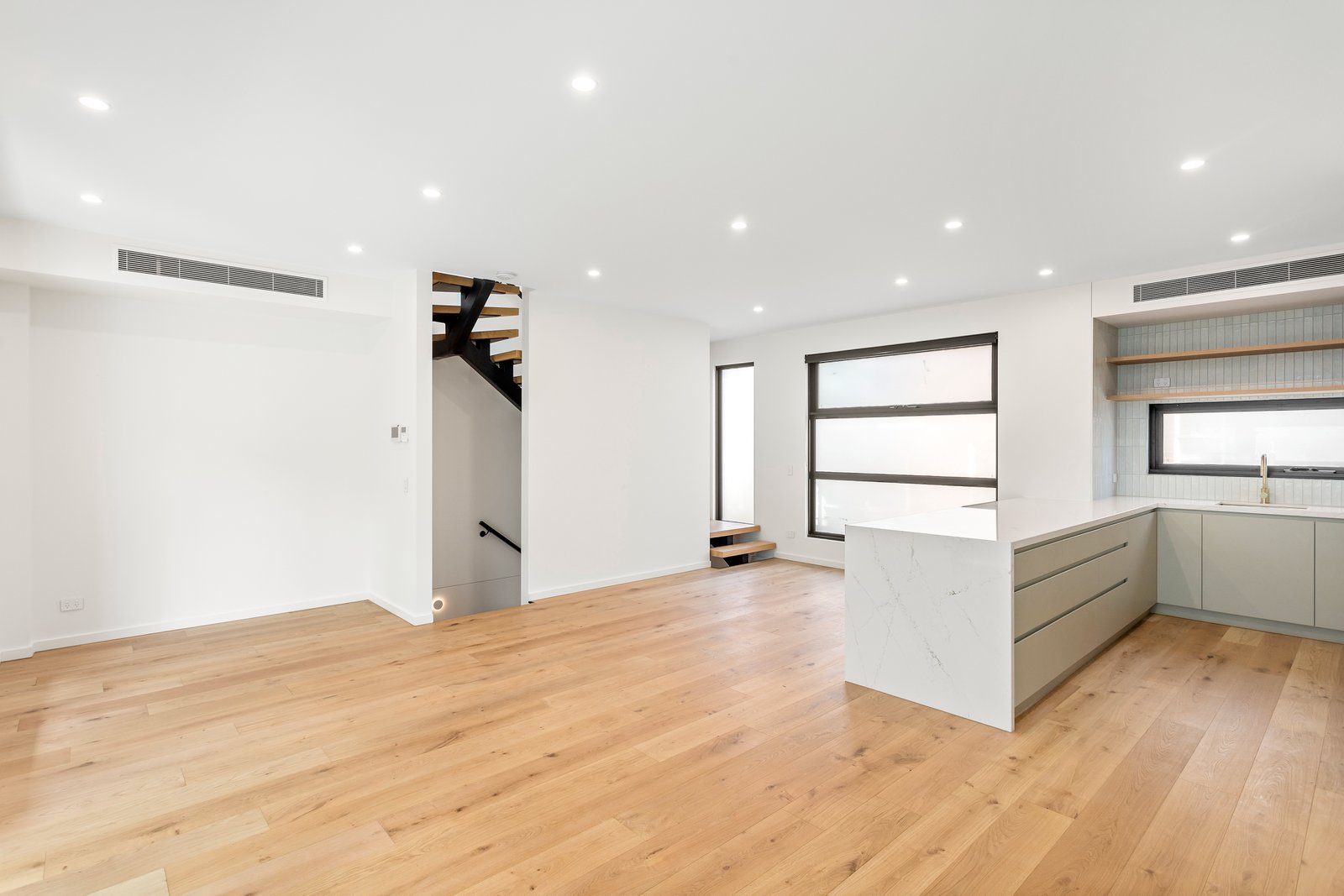 Real Estate and Property in 3/3 Rainsford Street, Elwood, VIC