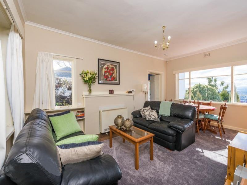 33 Raymont Terrace MOUNT STUART 3