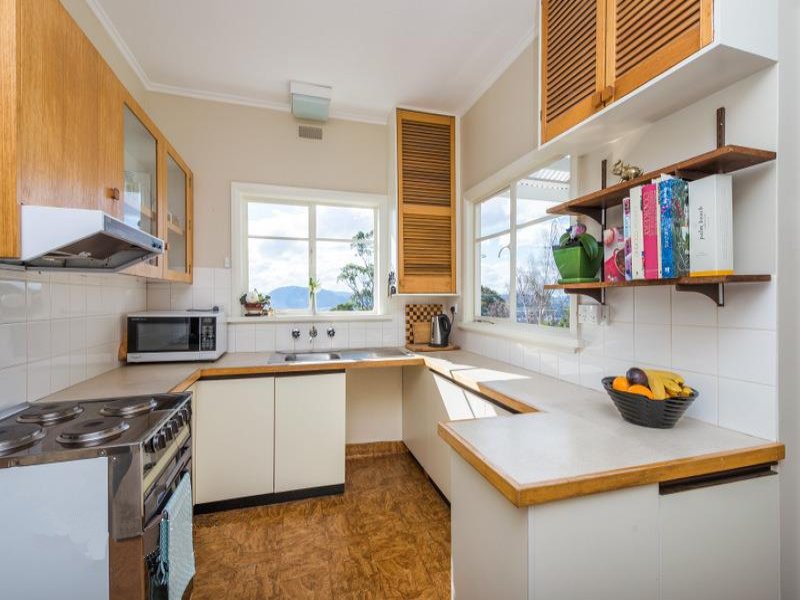 33 Raymont Terrace MOUNT STUART 4
