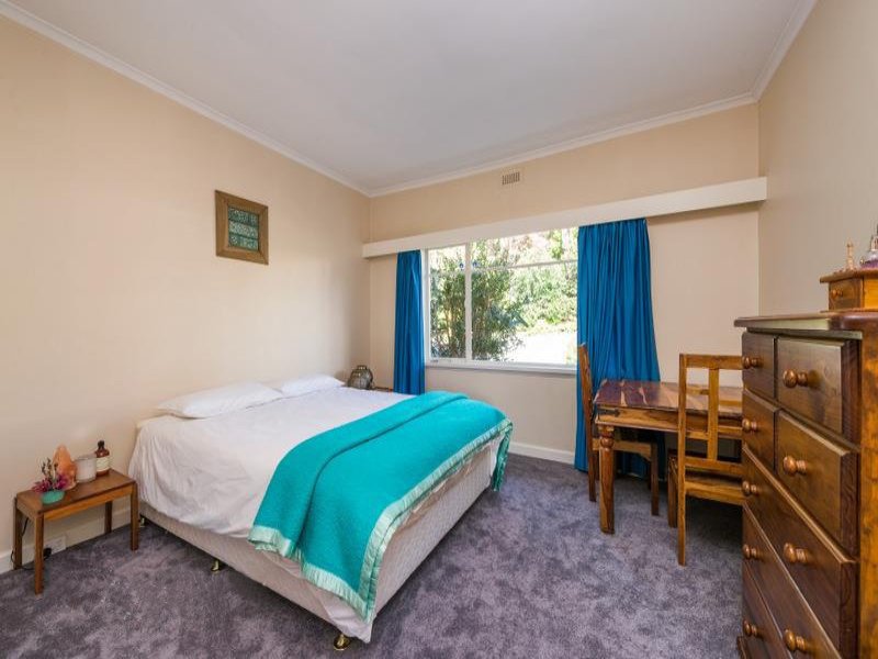 33 Raymont Terrace MOUNT STUART 5