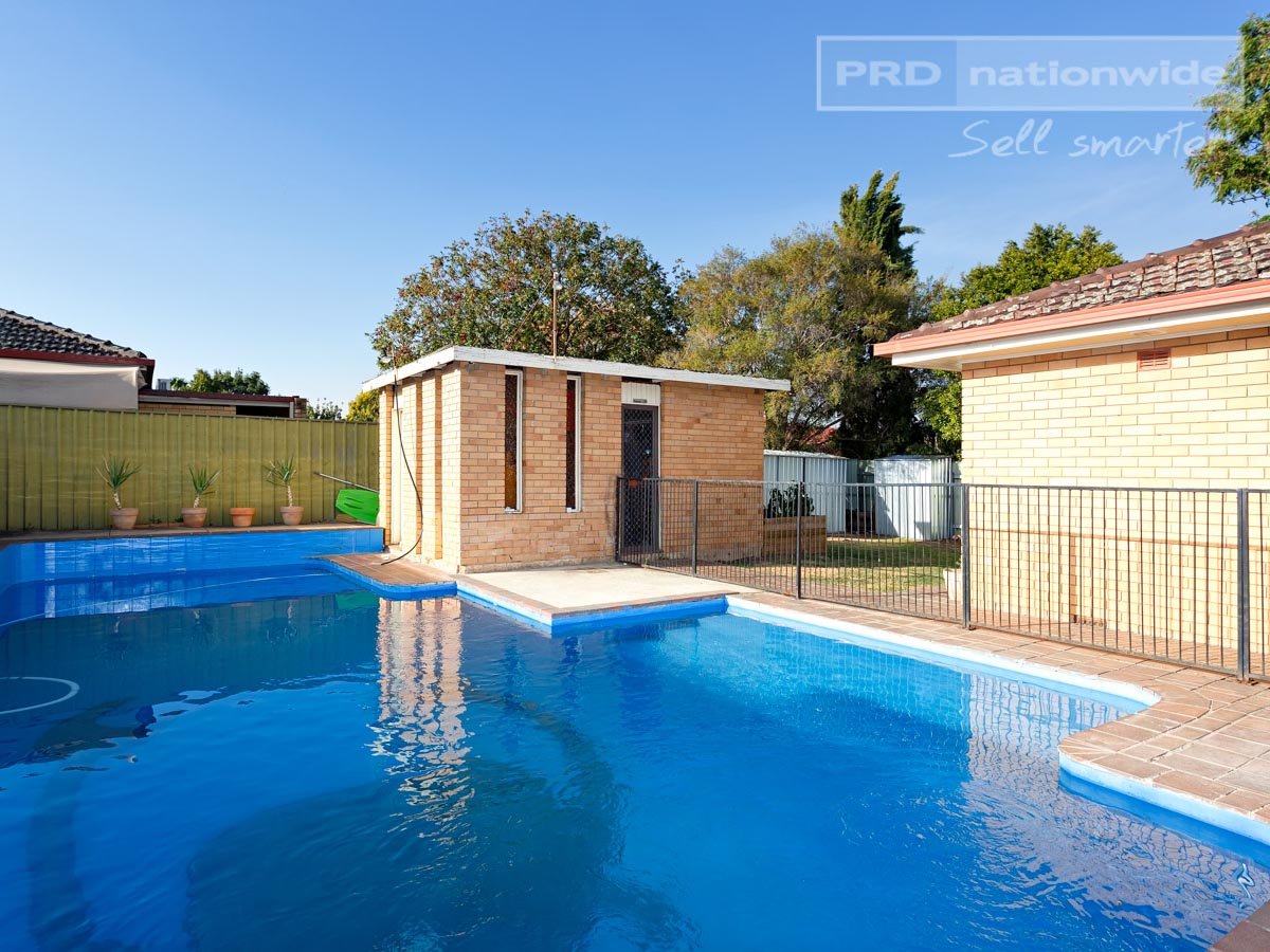 33 Red Hill Road KOORINGAL 9