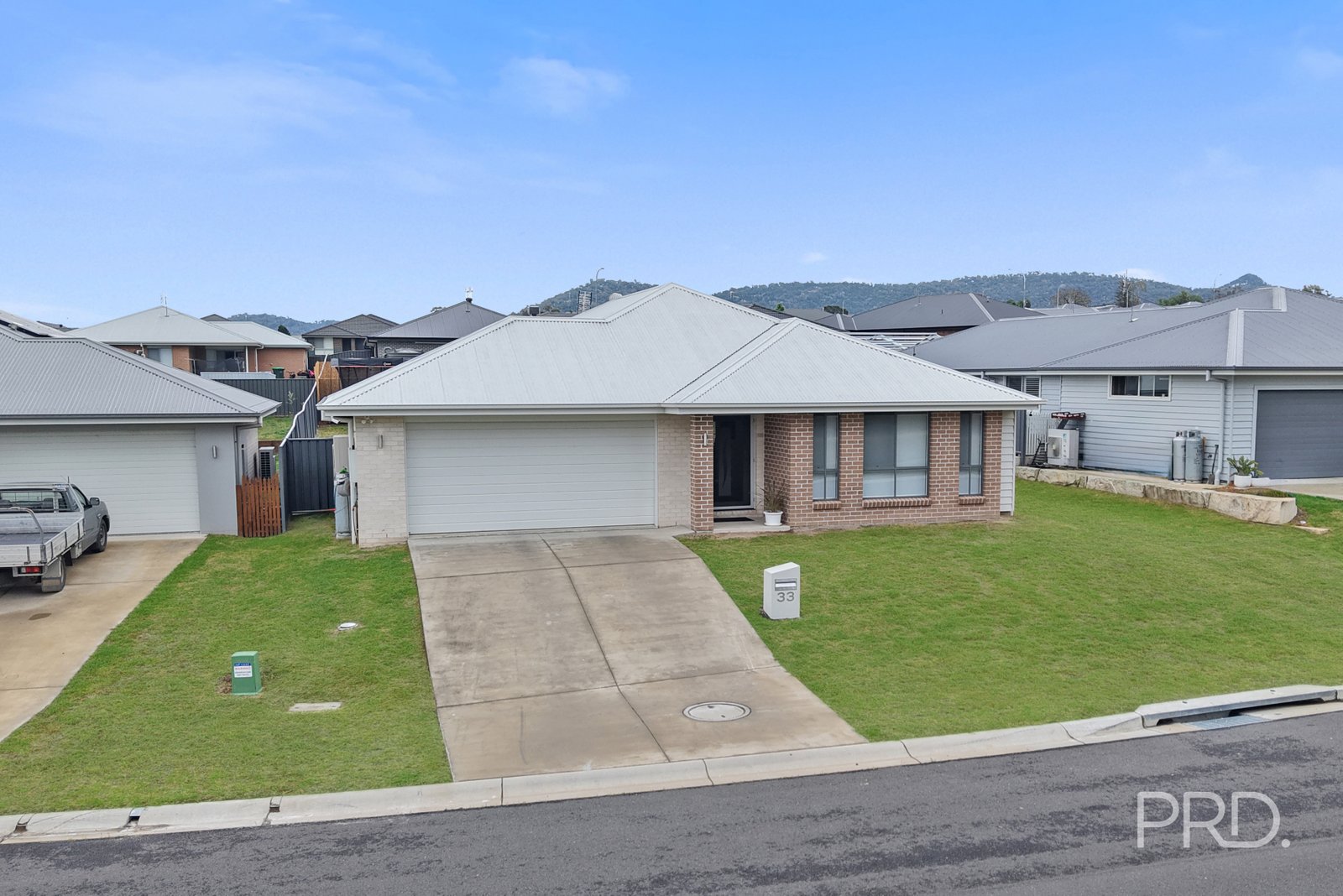 33 Reginald Drive KOOTINGAL 2