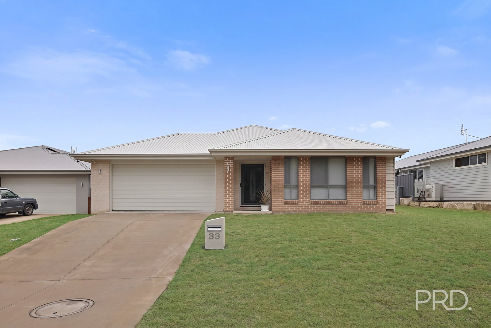 33 Reginald Drive KOOTINGAL 3