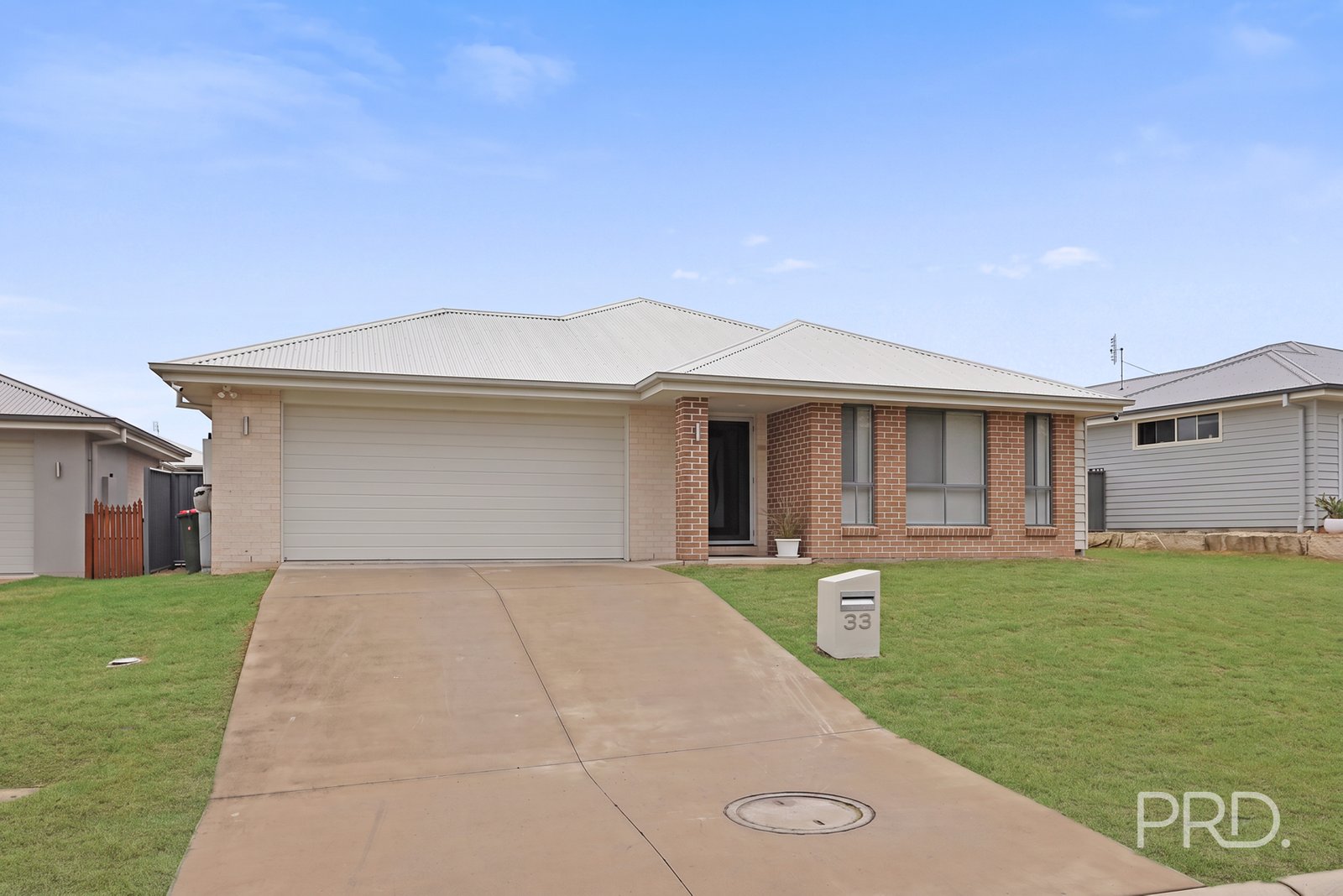 33 Reginald Drive KOOTINGAL 4