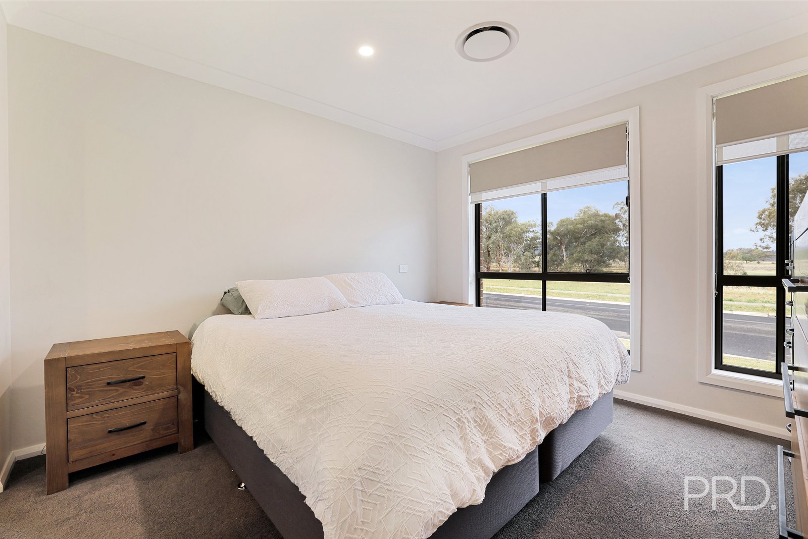 33 Reginald Drive KOOTINGAL 7
