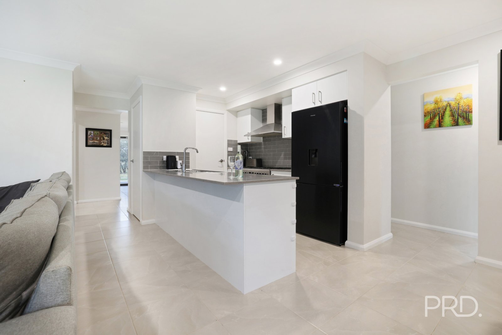 33 Reginald Drive KOOTINGAL 14